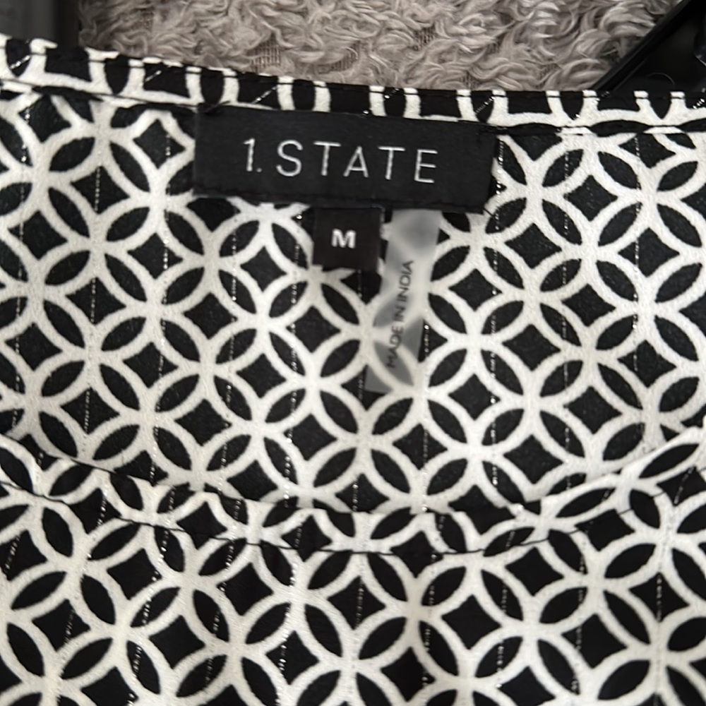 1 State blouse - Picture 3 of 3